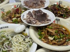 -何永光123鲜牛肉馆(1号店)