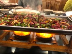 -石磨豆花家常菜·牦牛排土火锅