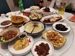 -白玉兰酒店(上海田子坊马当路地铁站店)