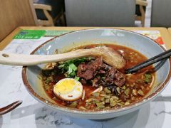 -百春原湖南牛肉粉(百联世纪店)
