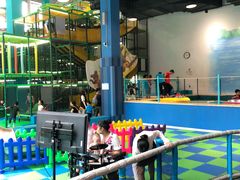 -蒙特利亲子乐园