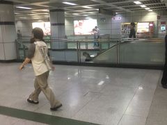 -上海体育馆(地铁站)