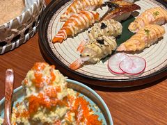 -俊屋料理·烧鸟·寿司·日泰融合菜(星际云汇店)