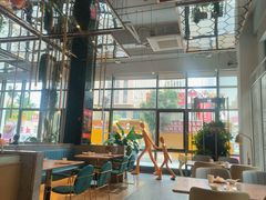 -红樱桃·欢乐餐厅(太原里店)