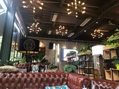 大堂-桉树林A coffee 森林餐厅(三圣乡店)
