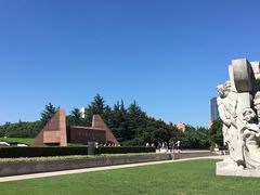 -上海市龙华烈士陵园