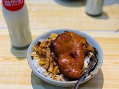 -红猪卤肉饭(大西洋美食城店)
