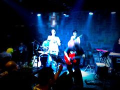 嗨爆的音樂-ohbar live house(人广店)