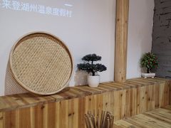 -锅来乐地锅鸡(安亭店)