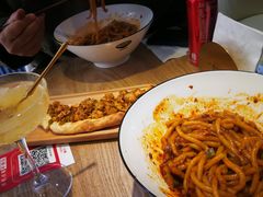 -壹粉屋新疆炒米粉(建外SOHO东区店)