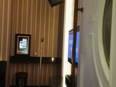 -皇马纯KTV·量贩·聚会(民治店)