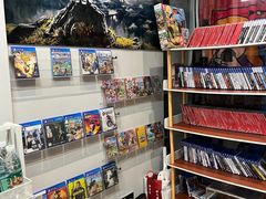 -扑水电玩·PS·Switch·桌游(湖大店)