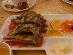 新疆手抓羊肉-巴扎美食·新疆菜·西域歌舞表演餐厅(新疆大厦店)