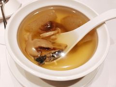 云雾松茸菌菇菜胆炖盅-丽晶美庐·玉兰餐厅