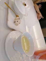 -香港倾城国际·美容美体中心