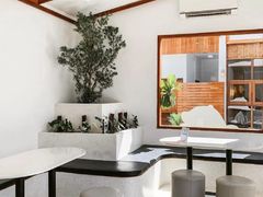 -燕庭·纯燕窝·甜品下午茶(南京西路店)