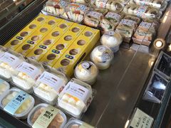 面包甜点陈列柜-九月生活(新市街店)