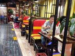 -新百度·洪湖地标大排档(爱国路店)