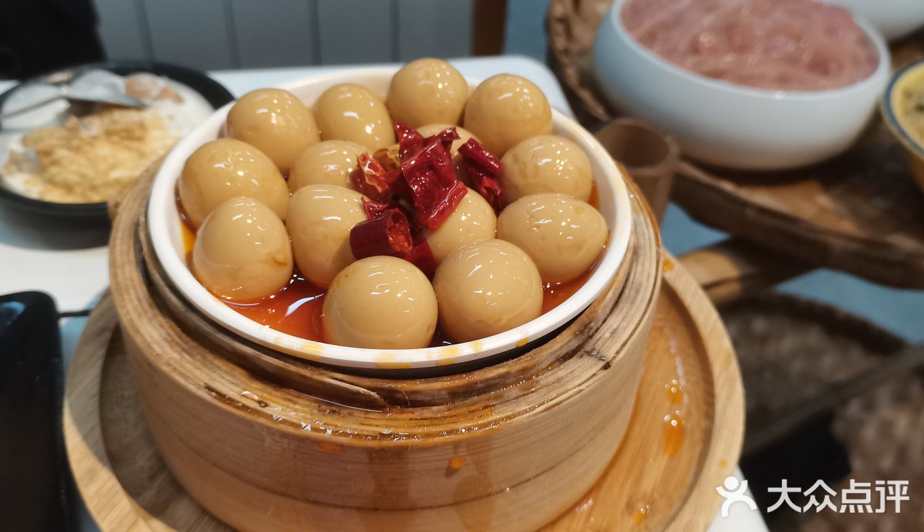 一定要试试卤菜：卤校长就是以卤菜出名的