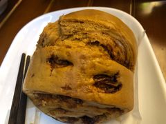 -李与白包子铺(桐梓林店)