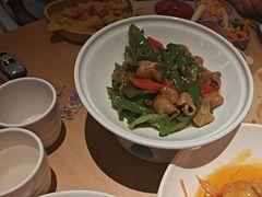 -关东小磨东北菜(上海长风大悦城店)