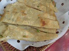 小鱼锅贴-八张桌子(老店)