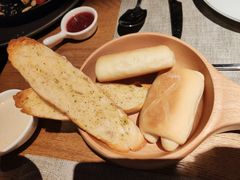 餐前烤面包-锦潼西餐厅