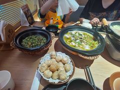-川堂风·跷脚牛肉·乐山爆炒(宝山日月光店)