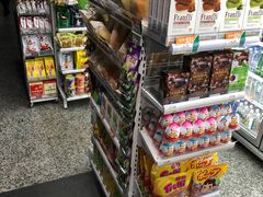 零售区-蒙自源米线大王(白云机场店)