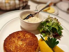 招牌蟹肉饼-Wolfgang’s Steakhouse 沃夫冈牛排馆(上海白玉兰广场店)
