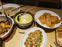 -关东小磨东北菜(上海长风大悦城店)
