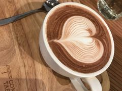 -Common Table · Brunch & Coffee