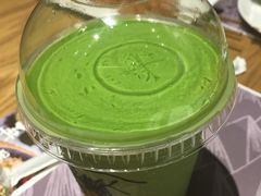 -乐凯撒披萨(东方新世界店)