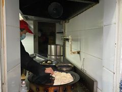 -胡记锅贴·沪上游子老鸭粉丝汤(太原路店)