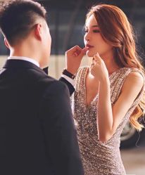 -莫小姐婚纱