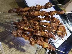 烤羊肉串-东北往事烧烤炒菜