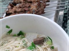 -陇上全荟兰州传统牛肉面(延吉路店)