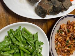 -芦茨金富饭庄·25年老字号·专做稻草鸡