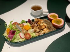 -露露家咖啡店