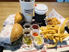 -The Habit Burger Grill 哈比特汉堡(复兴soho店)