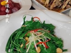 -伊带伊路新疆美食府(呼家楼店)