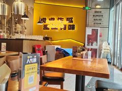 -HUZI虎滋精酿餐吧(京西大悦城店)