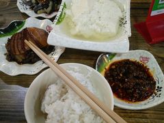 -丘艳豆花饭(国泰广场店)