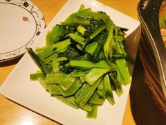 -兔行天下-鸿鹤鲜锅兔(中海国际店)