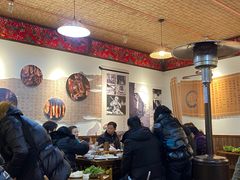 大堂-岳记兴隆·青城腊排铜火锅(融创店)