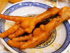 卤水鸡脚-广信牛奶甜品世家(台东店)
