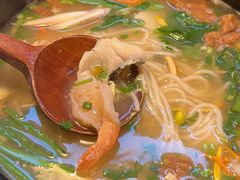 -银米·云南传统过桥米线(双廊黑金冠店)