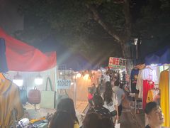 -吴山路夜市