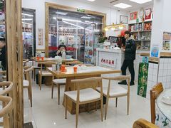 -老地方啤酒屋·海鲜青岛菜大排档(台东步行街店)