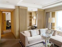 -巍阁高端月子会所